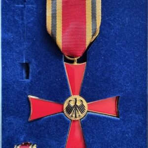 f036e473-482c-4a9d-ae90-0fafae87c4a1